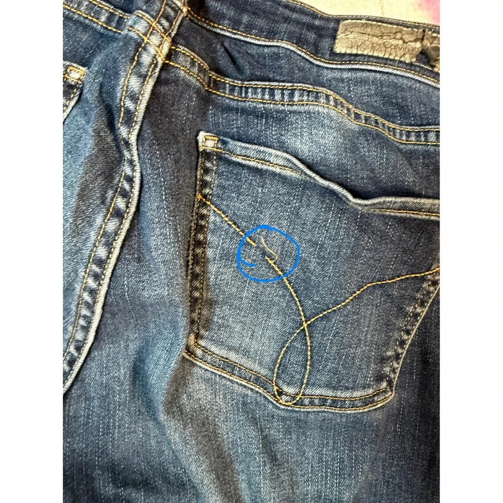 Calvin Klein Jeans Womens Size 10 Cropped Skinny Medium Wash Denim Blue Jeans